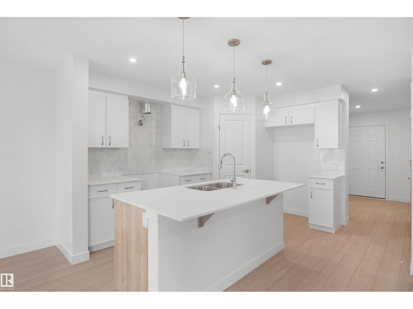 1408 11 Street NW - Photo 10
