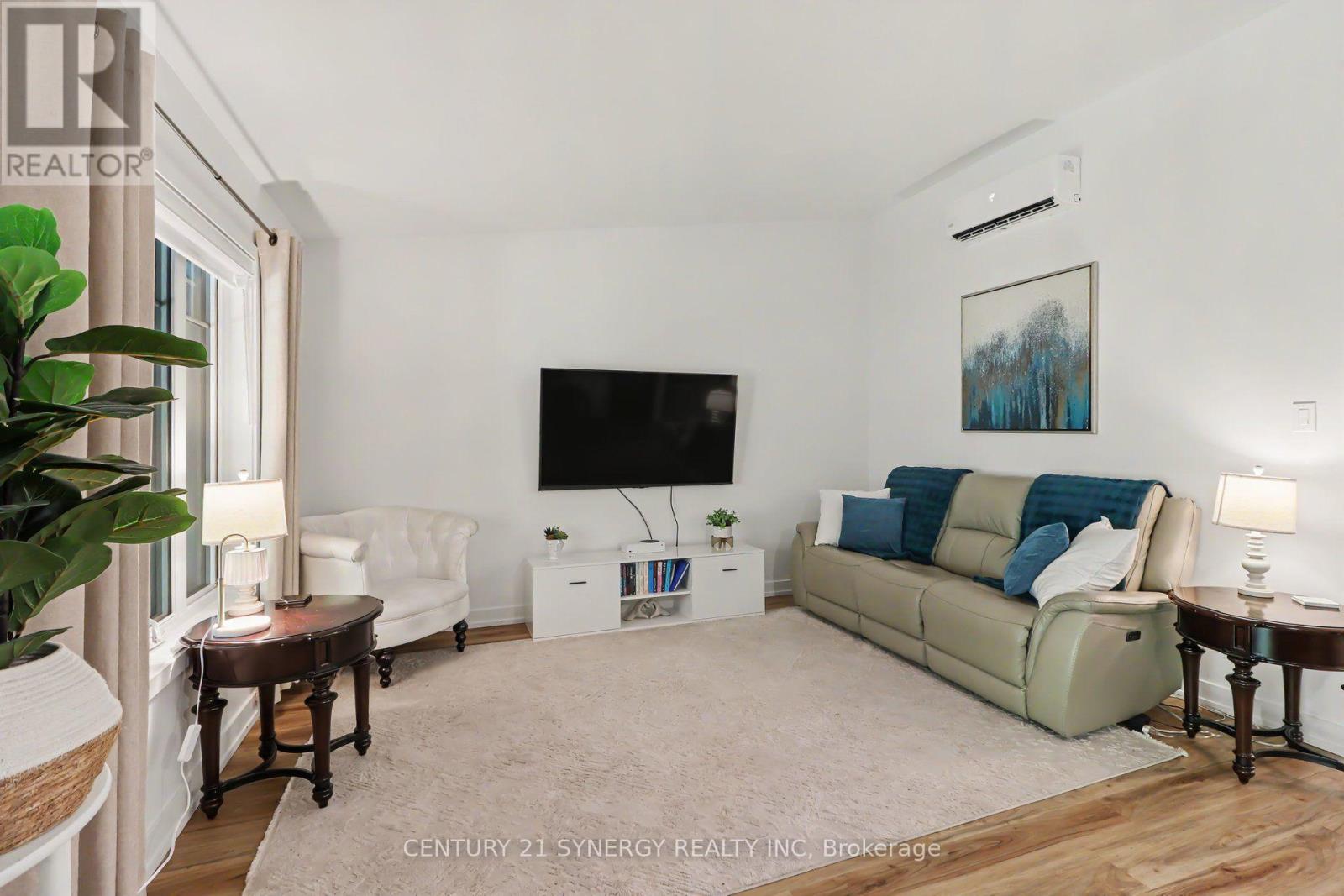#406 99 ST-MORITZ TERRACE - 5