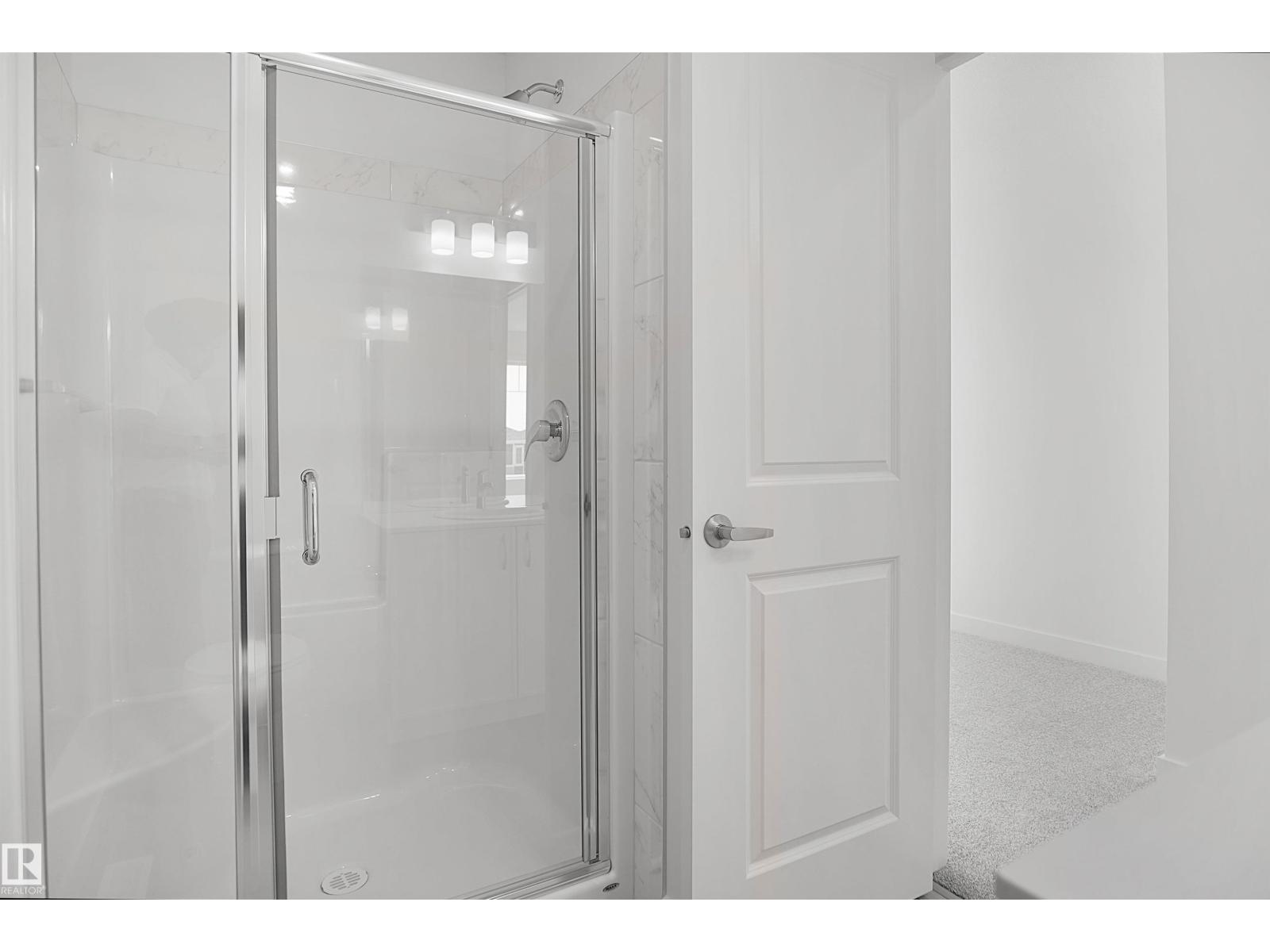 924 19 Avenue NW - Photo 17