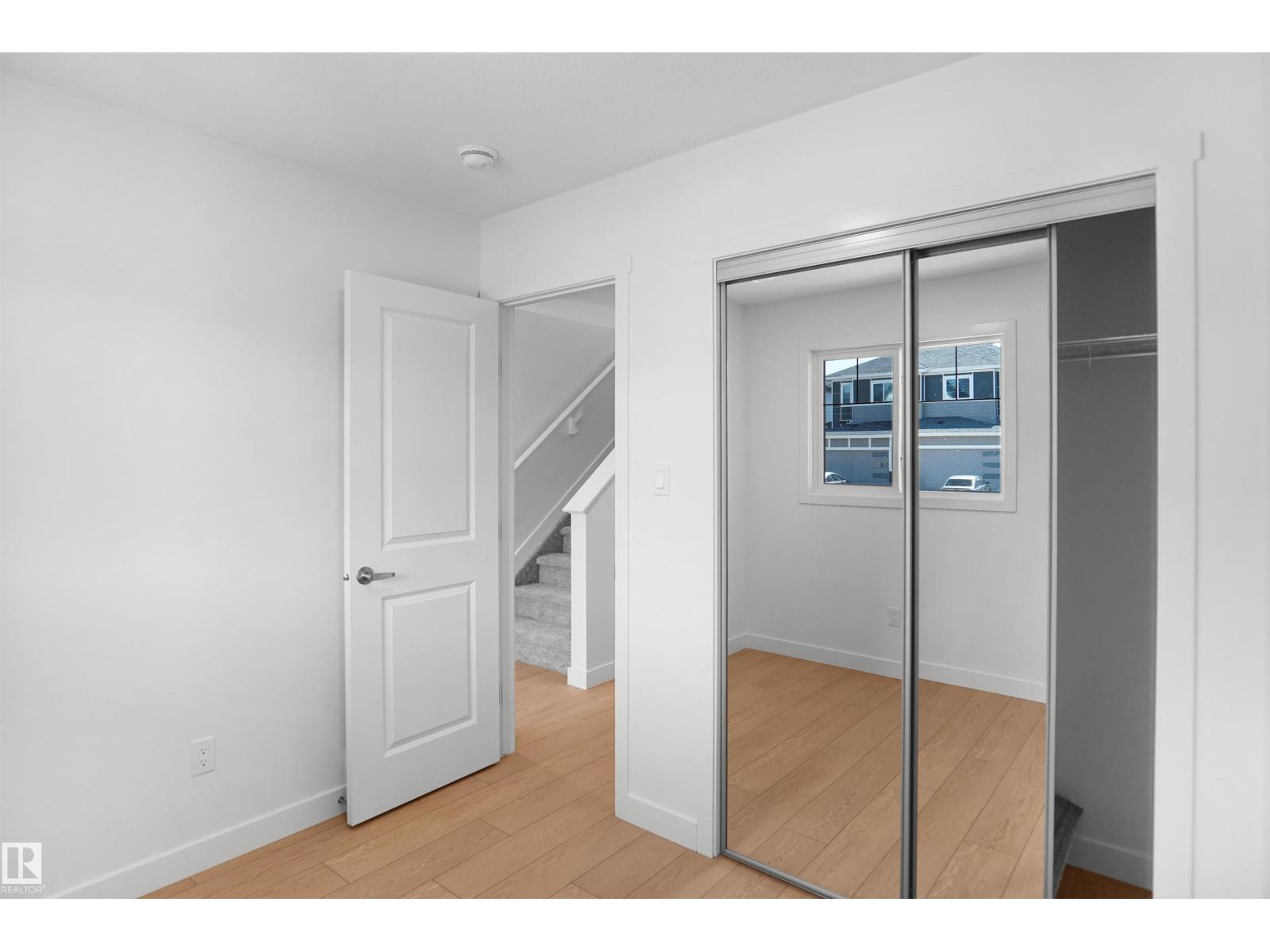 924 19 Avenue NW - Photo 22