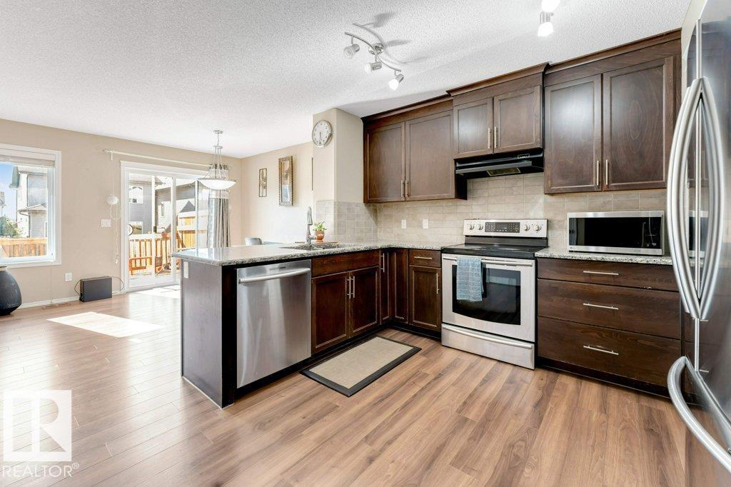 2912 15 ST NW - 5