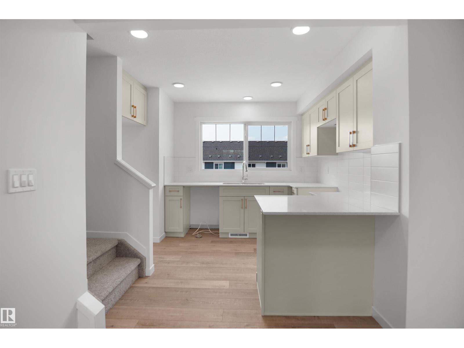 10 531 Merlin Landing NW - Photo 8
