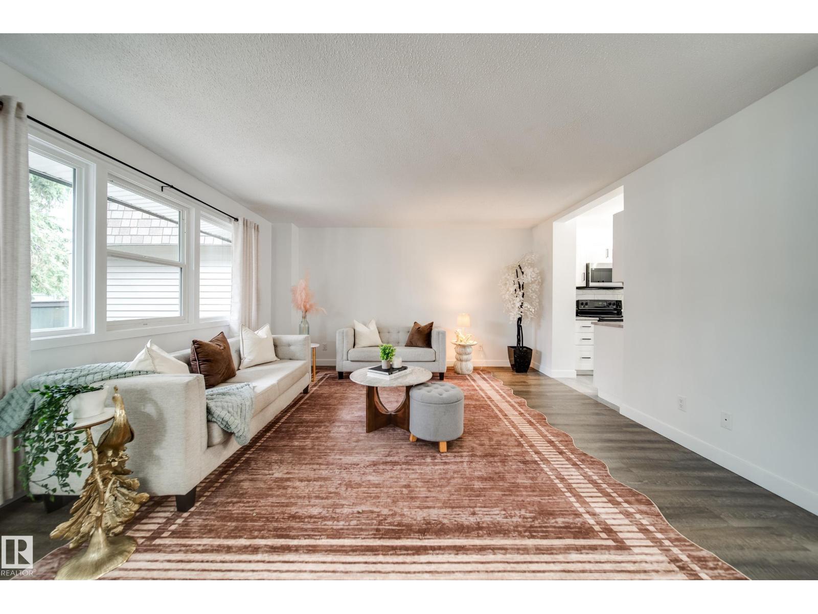 521 VILLAGE ON THE GREEN GR NW - Image 14