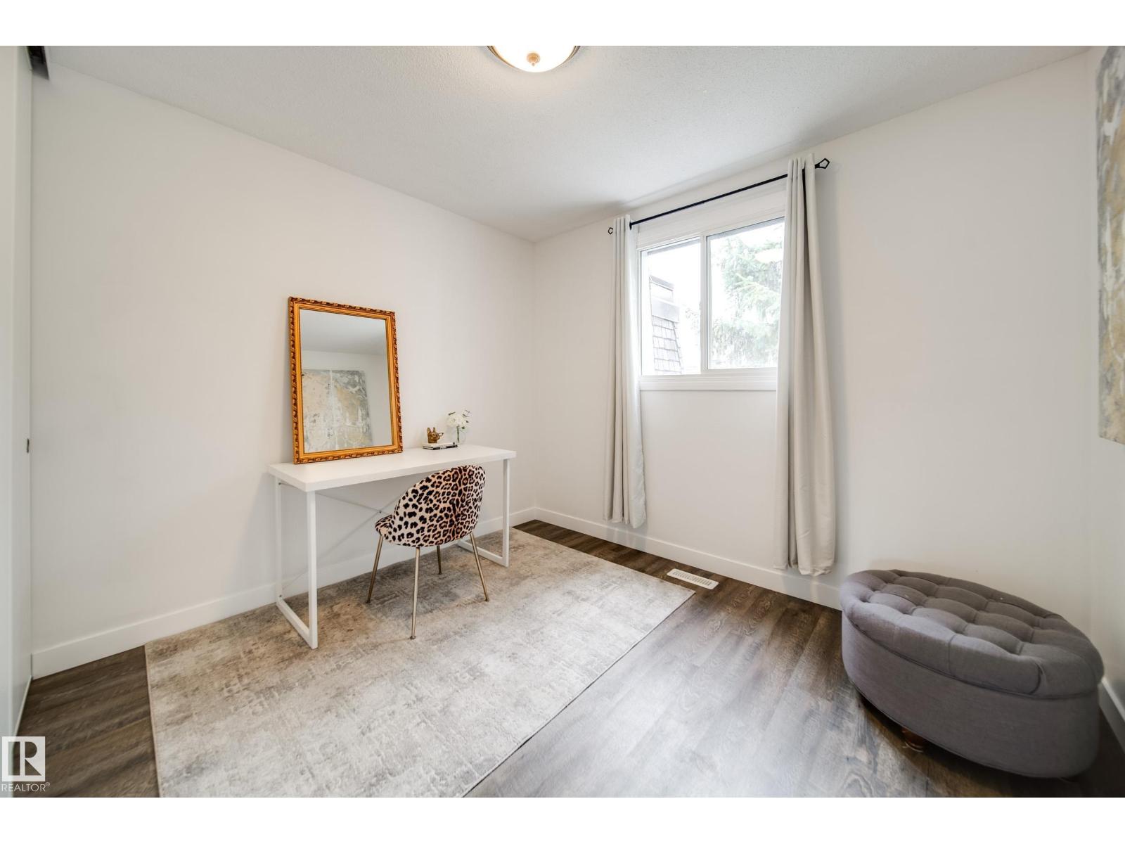 521 VILLAGE ON THE GREEN GR NW - 26