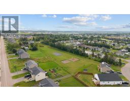 129 Royalty Road, Charlottetown, PE C1E3E7 Photo 32