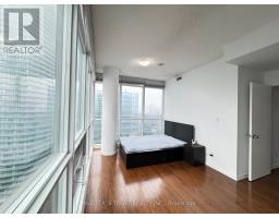 4502 - 65 Bremner Boulevard, Toronto, ON M5J0A7 Photo 9