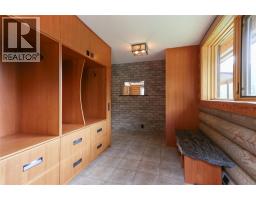 Foyer - 6580 Highway 6, Ymir, BC V0G2K0 Photo 14