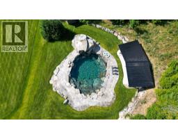 3pc Ensuite bath - 6580 Highway 6, Ymir, BC V0G2K0 Photo 7