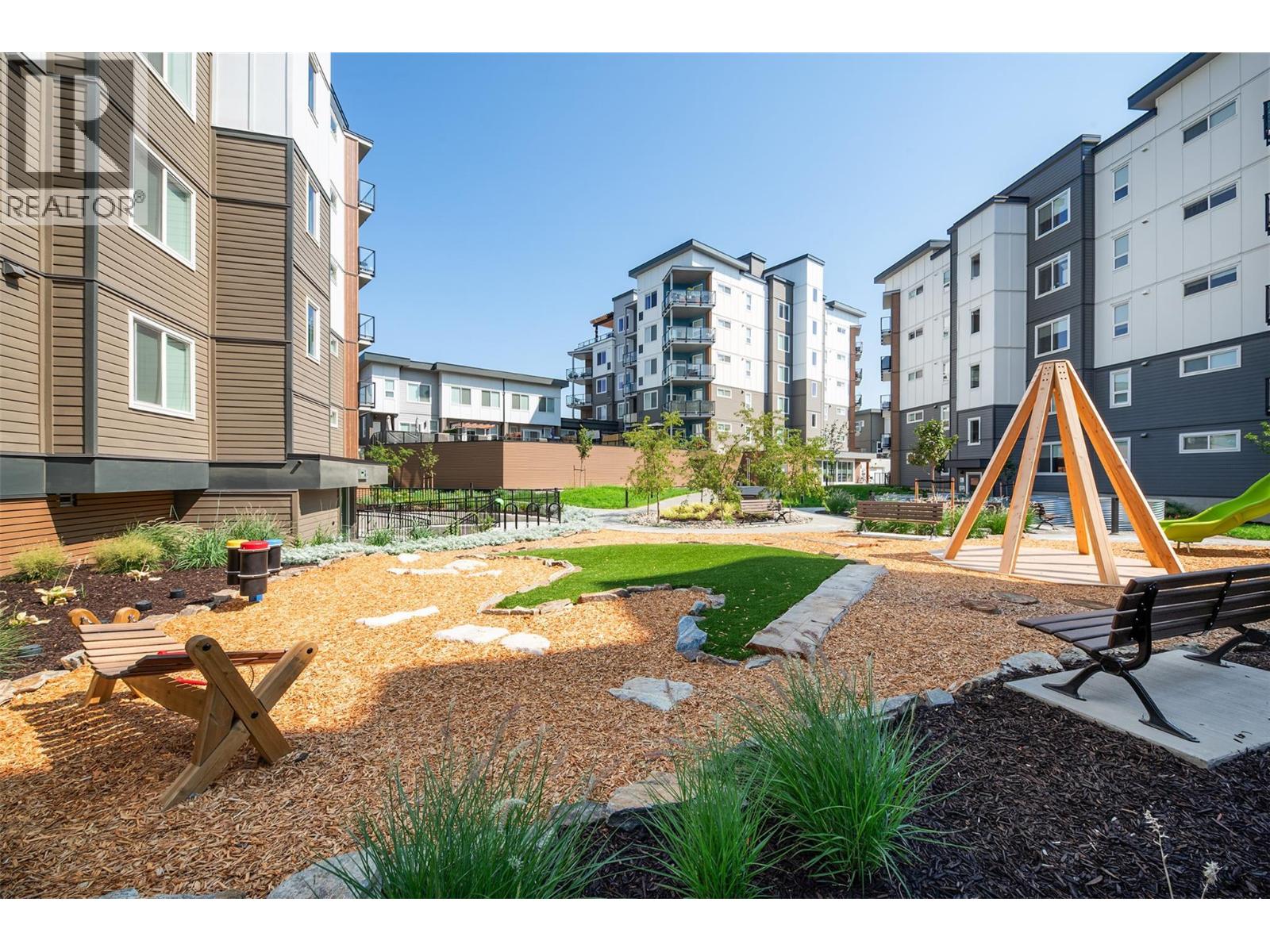 #201 3642 Mission Springs Drive - 21