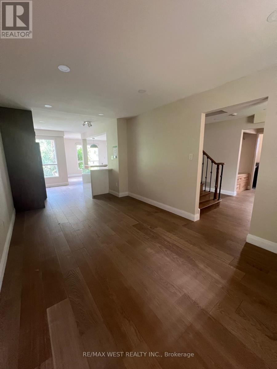 51 MOORCREST DRIVE - 4