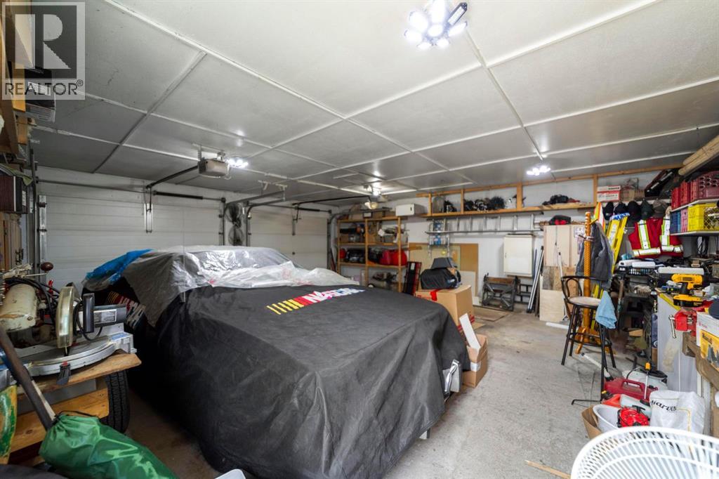 4504 66 Street Close - Image 34