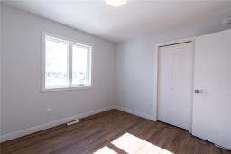 1402 Pacific Avenue, Winnipeg, MB R3E1G9 Photo 19