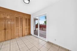 323 Inkster Garden Drive, Winnipeg, MB R2R2R4 Photo 15