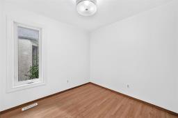 323 Inkster Garden Drive, Winnipeg, MB R2R2R4 Photo 21