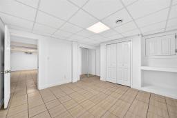 323 Inkster Garden Drive, Winnipeg, MB R2R2R4 Photo 27