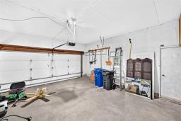 323 Inkster Garden Drive, Winnipeg, MB R2R2R4 Photo 32