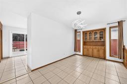 Bedroom - 323 Inkster Garden Drive, Winnipeg, MB R2R2R4 Photo 9