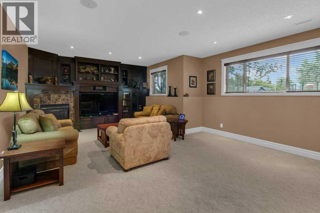 9 Tanner Close SE - 31