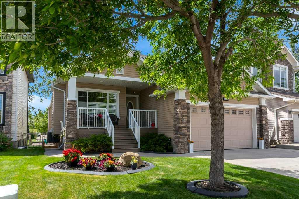 9 Tanner Close SE - 1