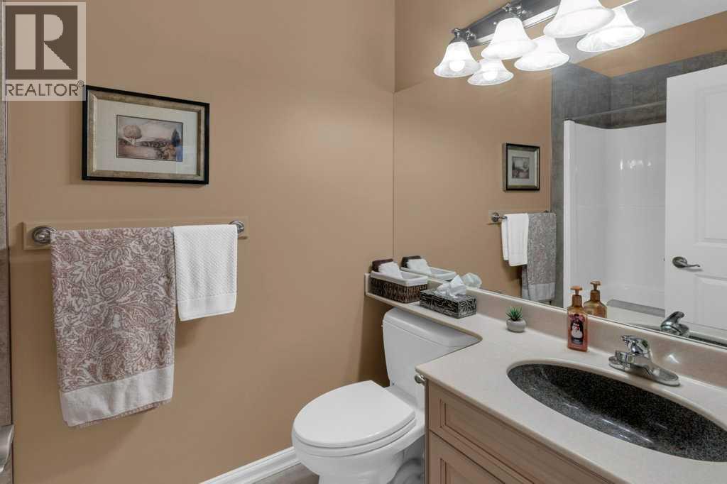 9 Tanner Close SE - 25