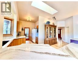 2186 West Lake Drive, Christina Lake, BC V0H1E2 Photo 16
