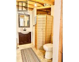 2186 West Lake Drive, Christina Lake, BC V0H1E2 Photo 33