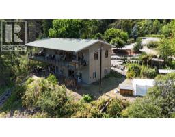 2186 West Lake Drive, Christina Lake, BC V0H1E2 Photo 39