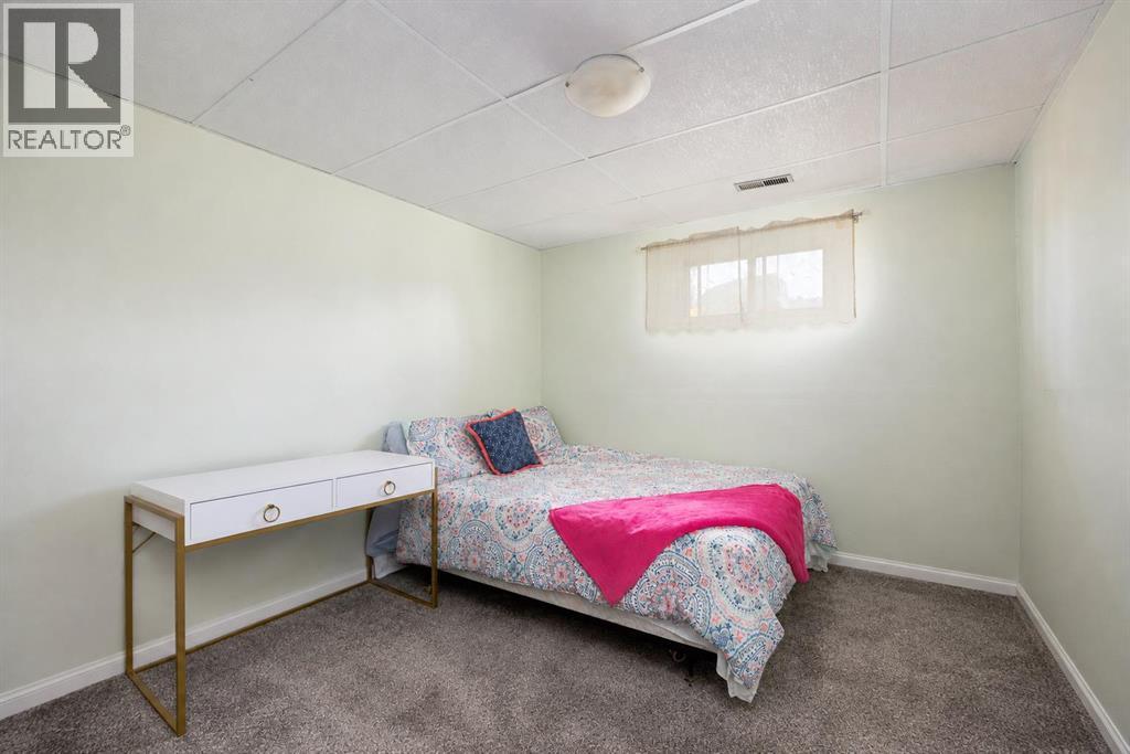 122 Bird Crescent - Photo 17