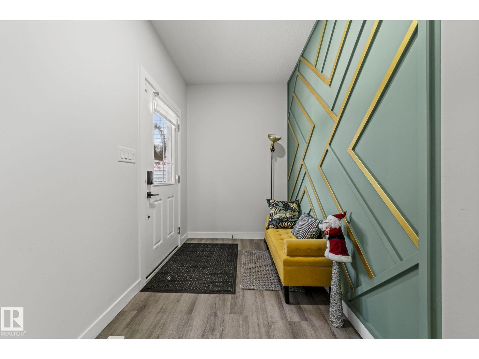 16128 31 AV SW - 11
