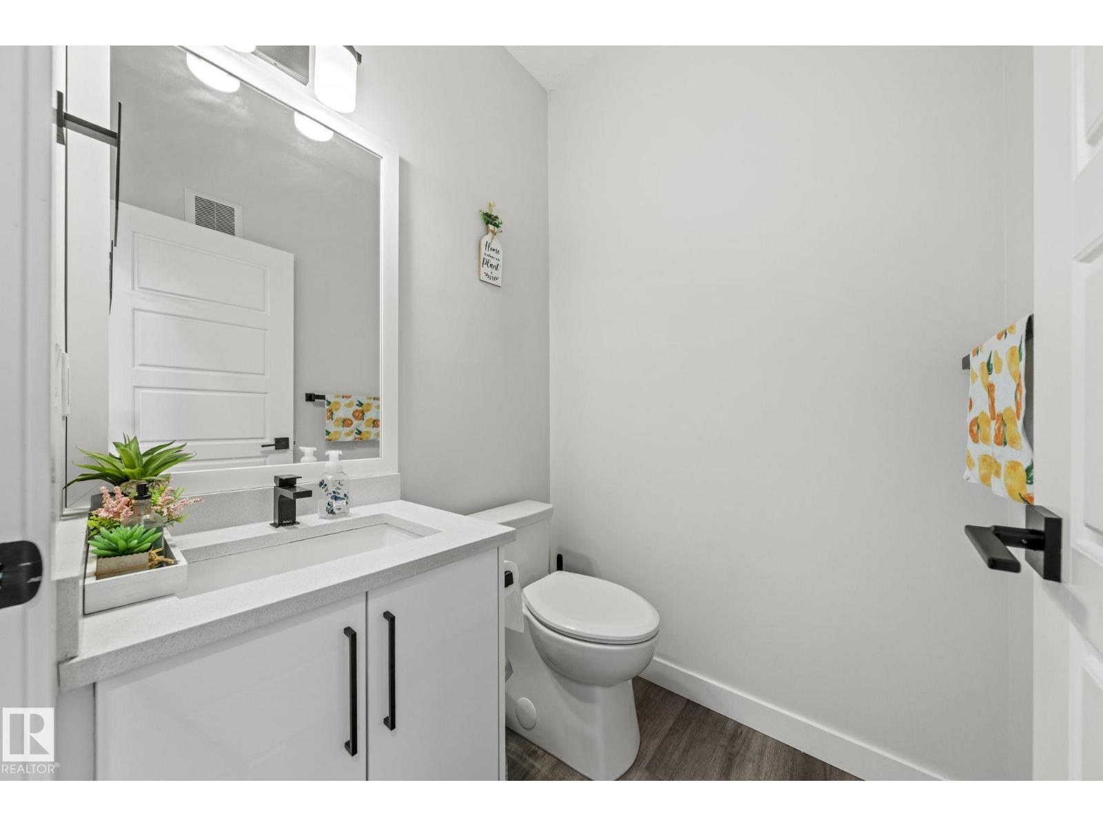 16128 31 AV SW - 23