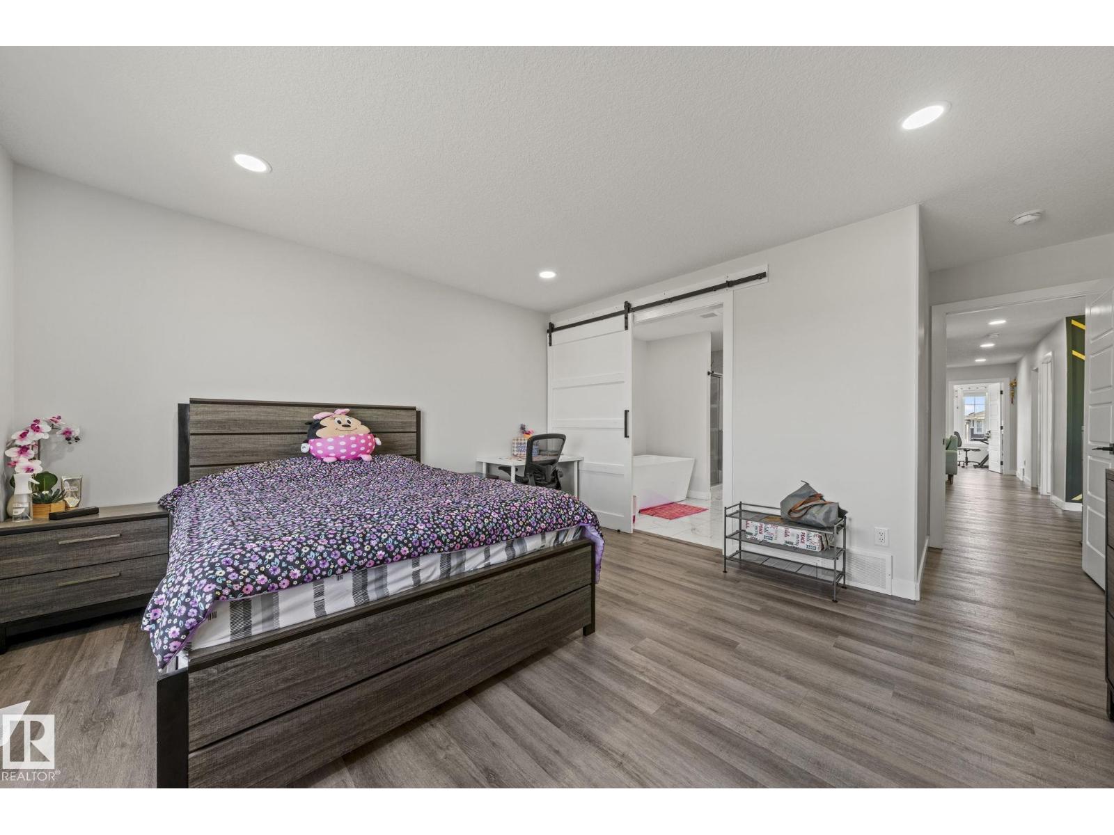 16128 31 AV SW - 27