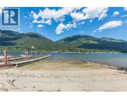 Bedroom - 664 Ainslie Road, Harrop, BC V1L6P6 Photo 18
