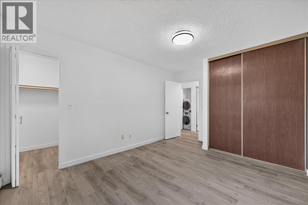 #3106 4001C 49 Street NW - 23