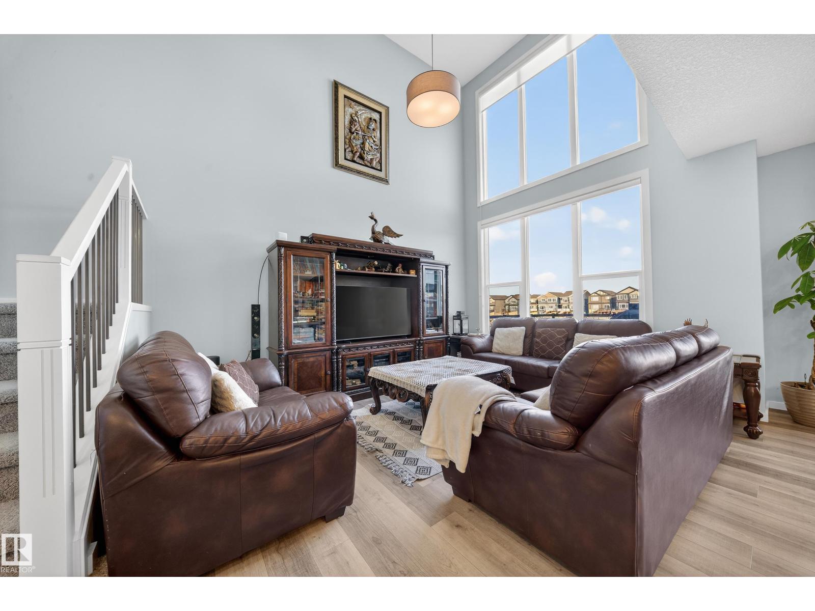 1575 PLUM CIRCLE CI SW - 25