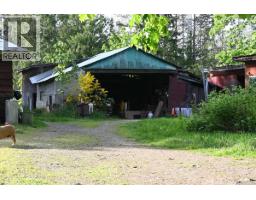 4510 Bedwell Harbour Rd, Pender Island, BC V0N2M1 Photo 12