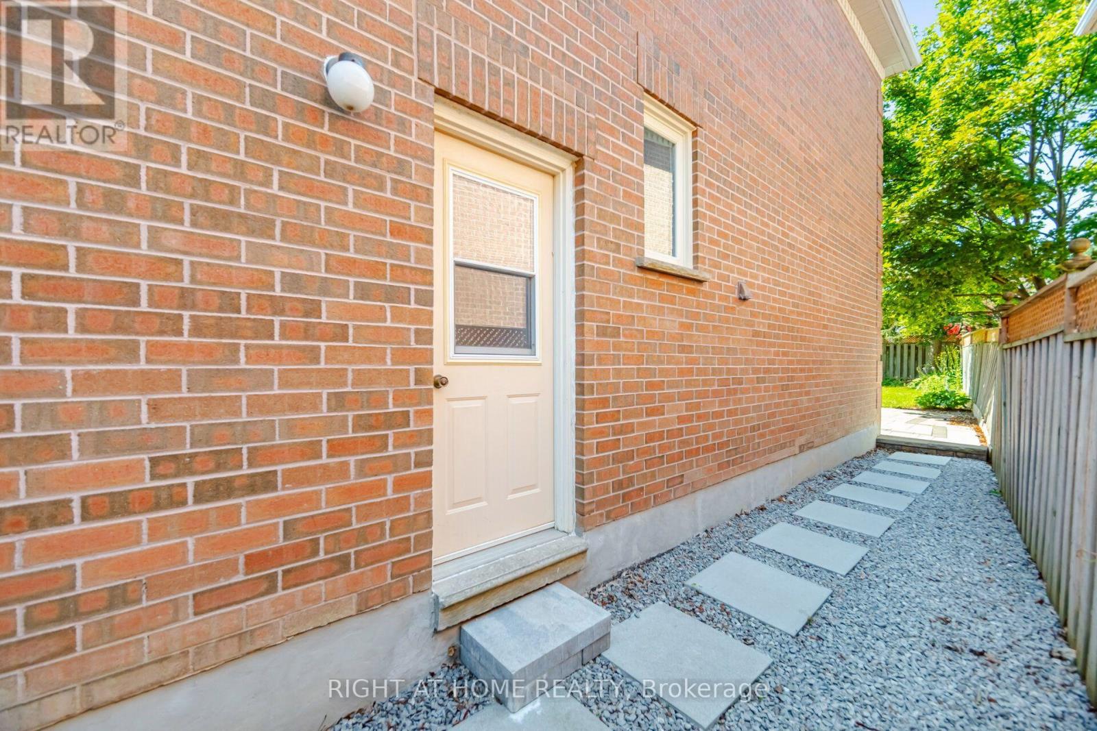 5296 MIDDLEBURY DRIVE - Image 45