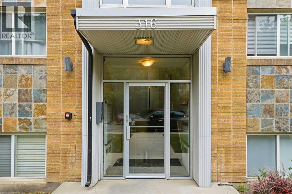 #18 316 22 Avenue SW - 2