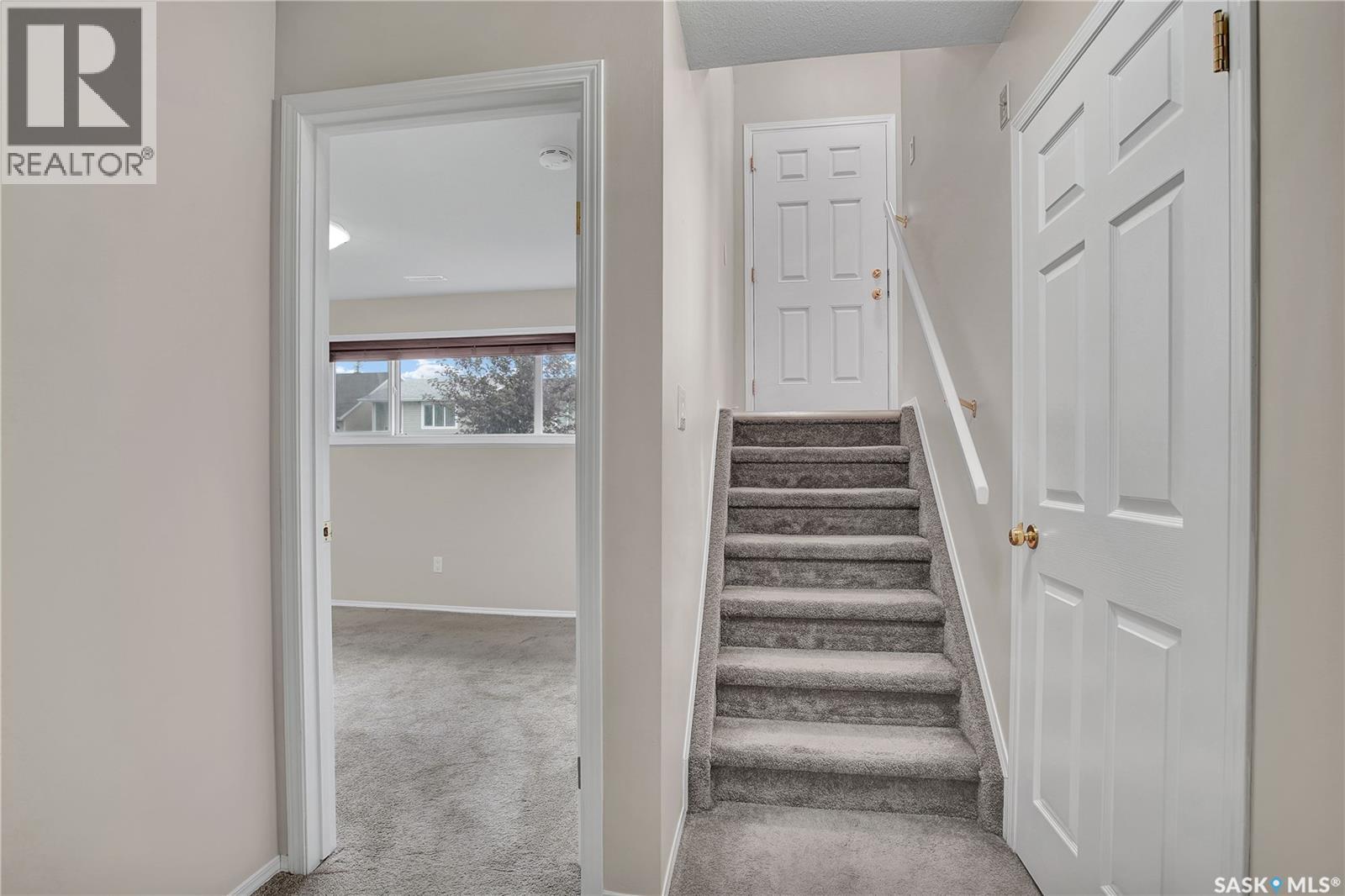 211 Hedley STREET - 13