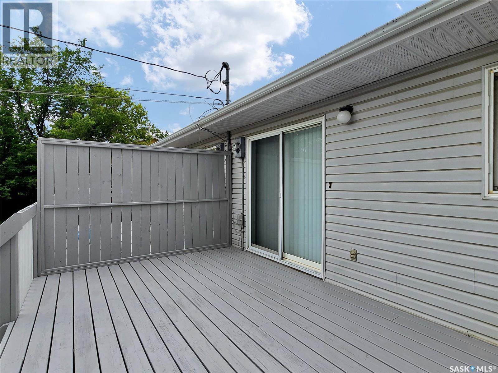 211 Hedley STREET - 23