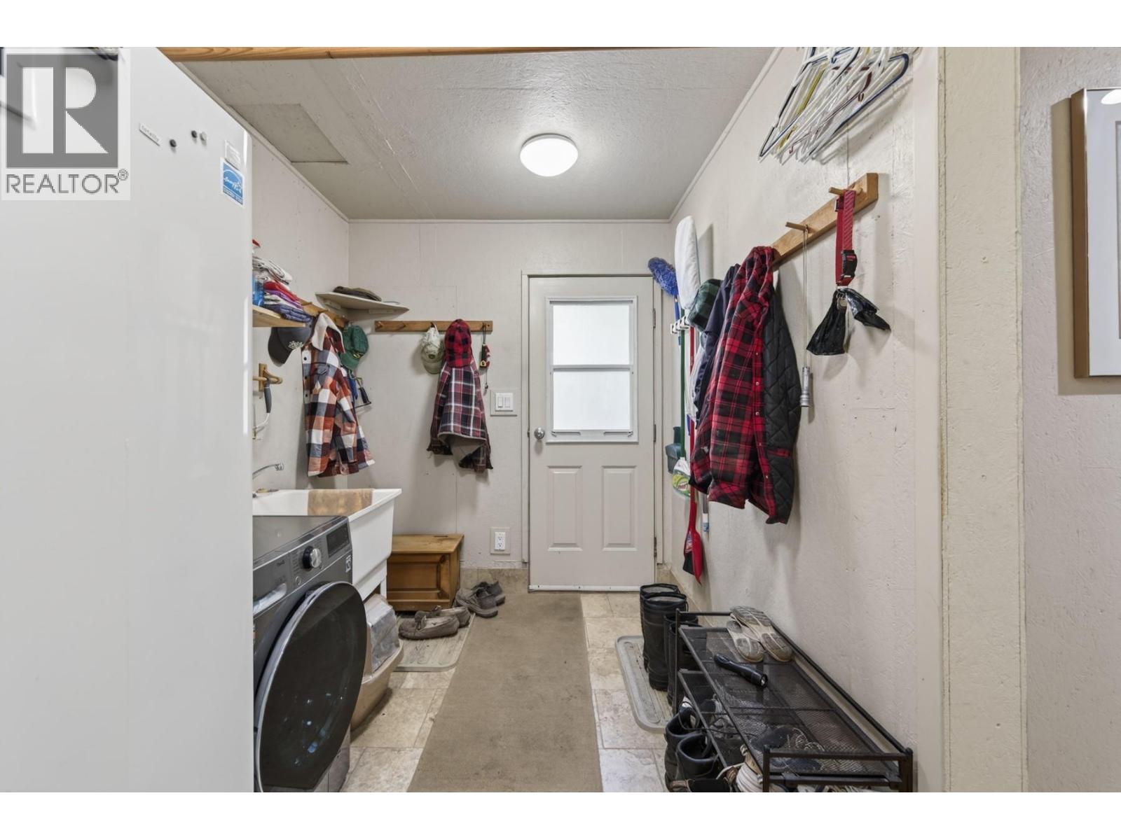 5000 Starshine Way - 39