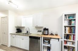 103 500 Cathcart Street, Winnipeg, MB R3R3V6 Photo 7