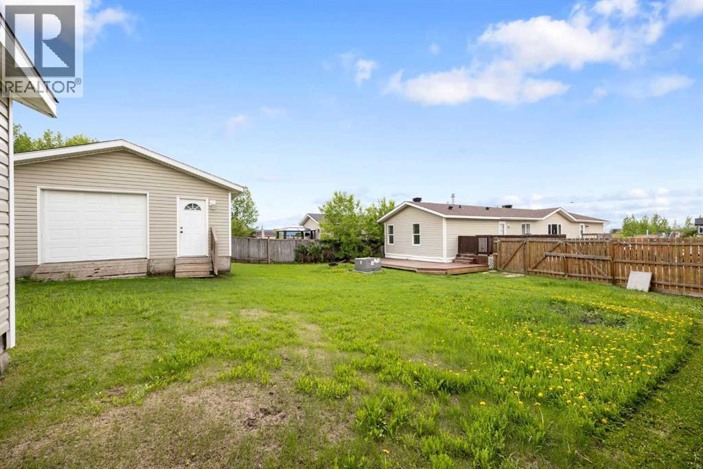 132 Greentree Crescent