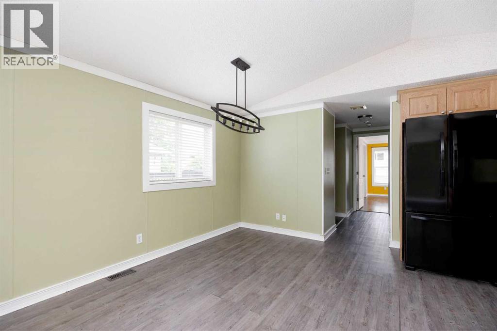 132 Greentree Crescent - Photo 8