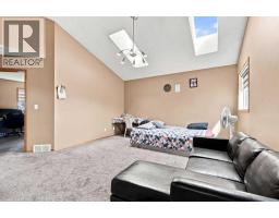 Bedroom - 610 Saddlecreek Way Ne, Calgary, AB T3J4A4 Photo 12