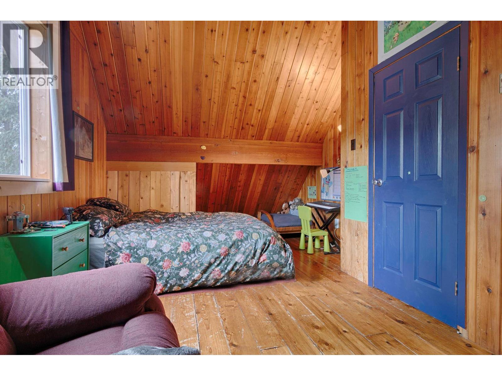 1013 Slocan Street - 19