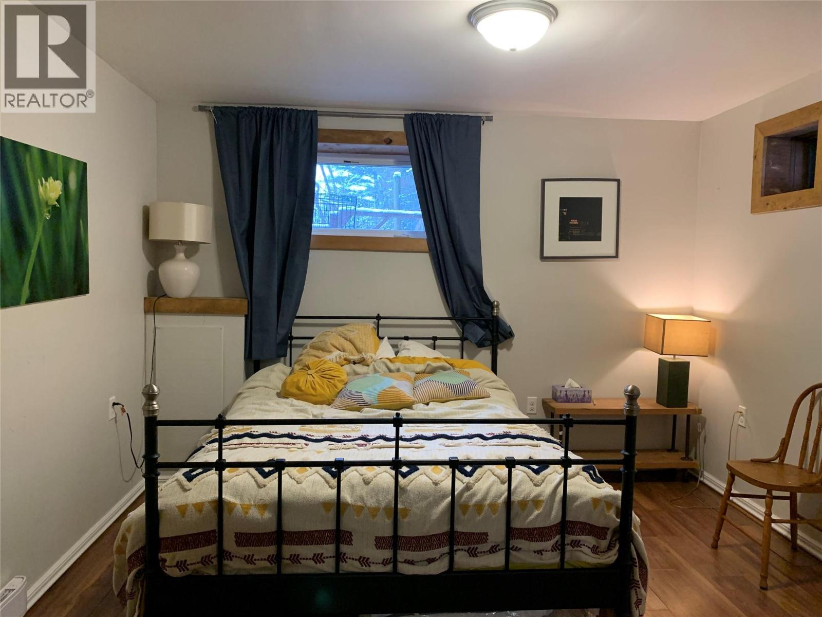 1013 Slocan Street - 38