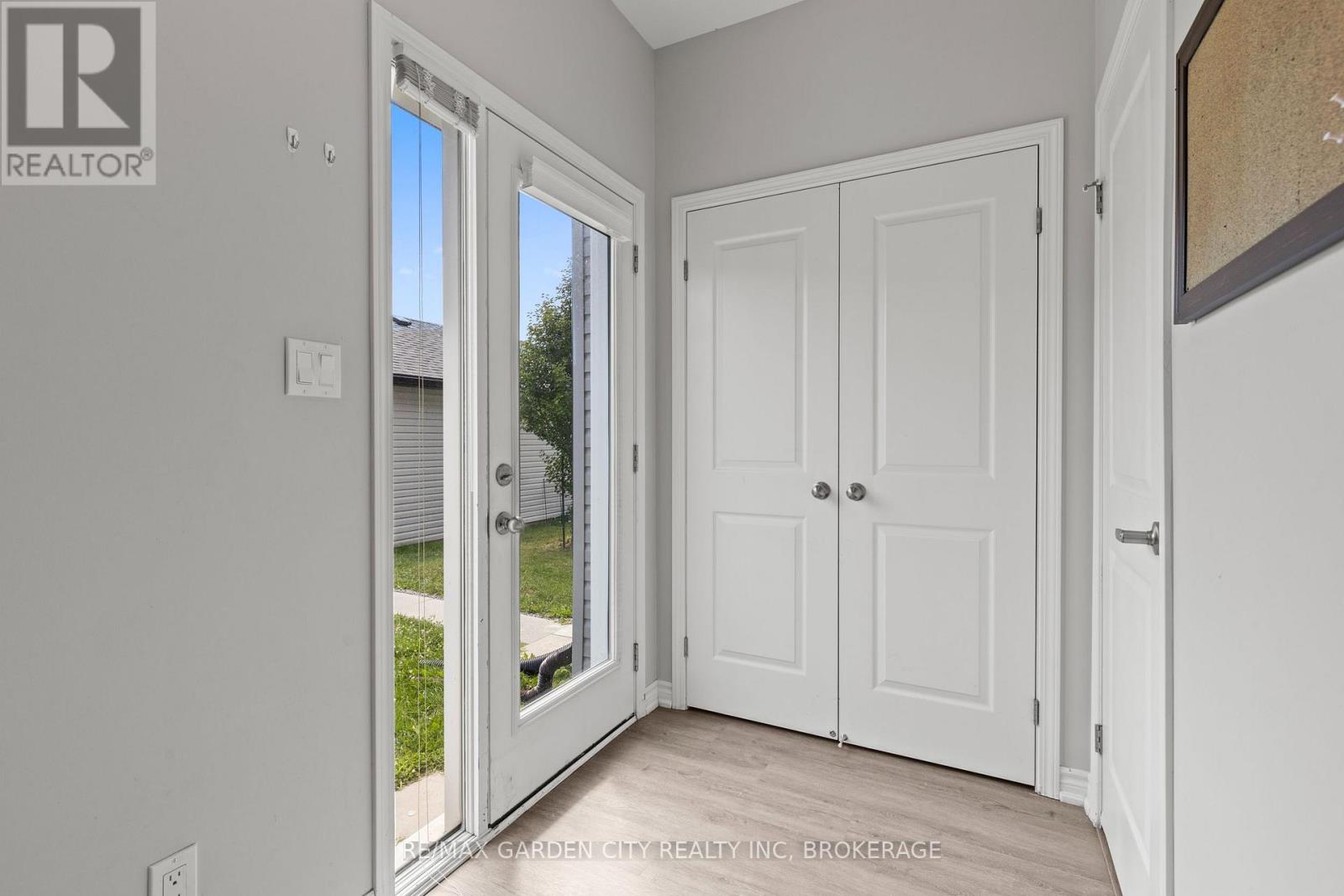 #8 182 BROADWAY LANE - 11