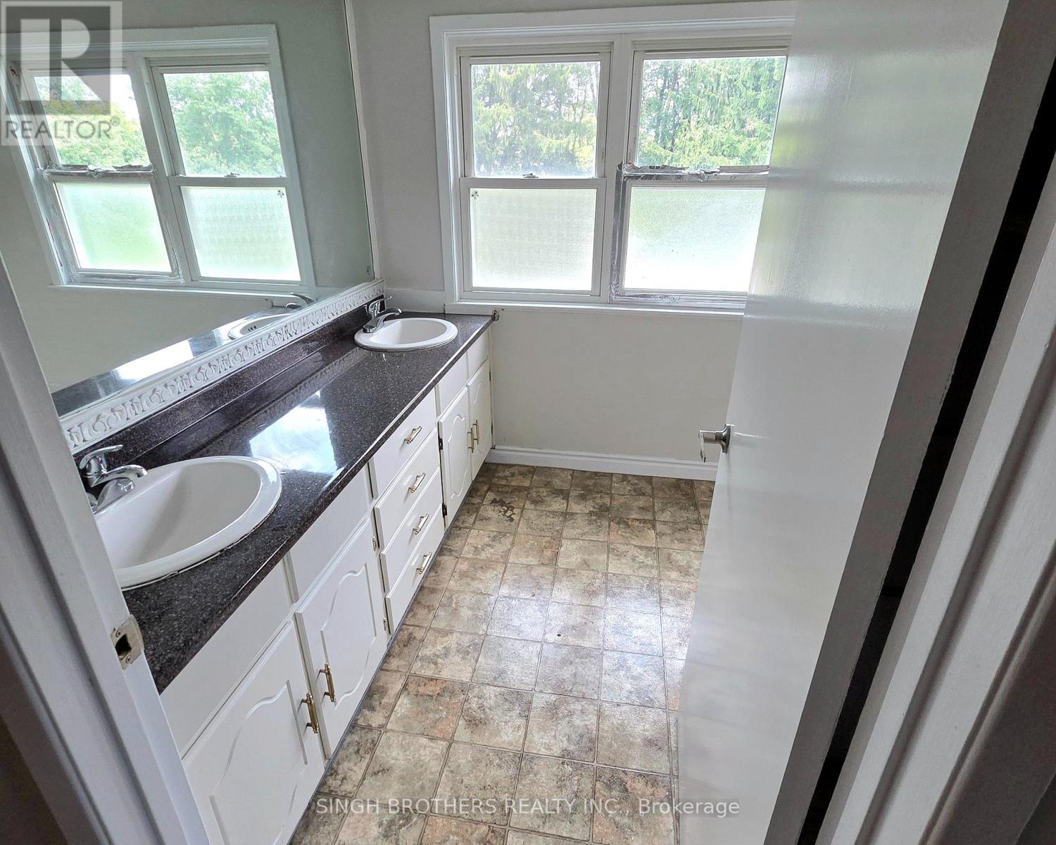 149 RICE ROAD - 25