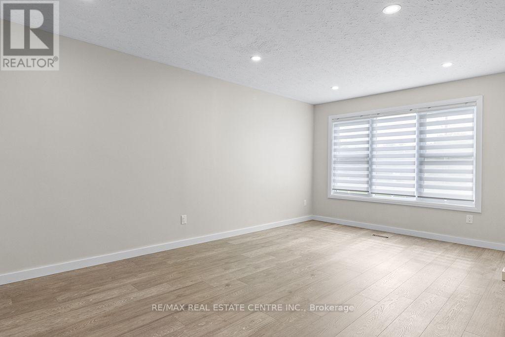 1030 YONGE STREET S - Image 12