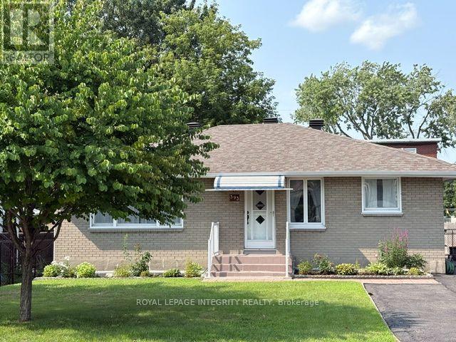 393 SPARTAN AVENUE W - 2